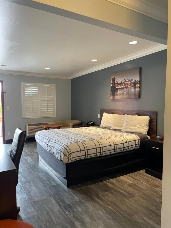 La Casa Inn Pasadena Bagian luar foto