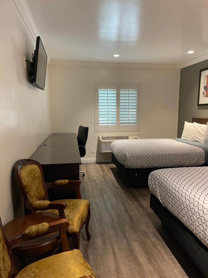 La Casa Inn Pasadena Bagian luar foto